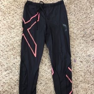 2XU running and cross training leggings
